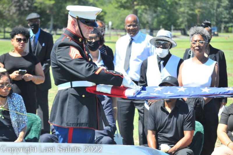 Last-Salute-military-funeral-honor-guard-6116