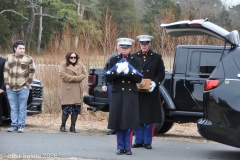 Last-Salute-military-funeral-guard-16