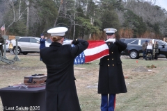 Last-Salute-military-funeral-guard-80