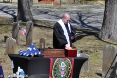 Last-Salute-military-funeral-guard-24