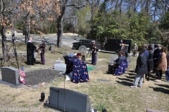 Last-Salute-military-funeral-guard-50