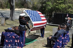 Last-Salute-military-funeral-guard-88