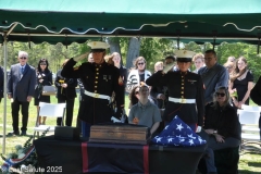 Last-Salute-military-funeral-honor-guard-DSC_0032