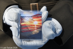 Last-Salute-military-funeral-guard-3