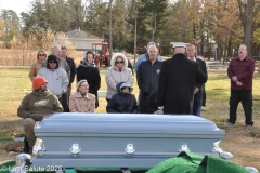 Last-Salute-military-funeral-guard-115