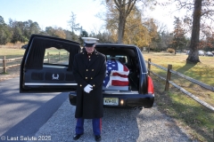 Last-Salute-military-funeral-guard-3