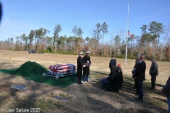 Last-Salute-military-funeral-guard-32