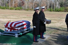 Last-Salute-military-funeral-guard-40