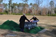 Last-Salute-military-funeral-guard-68