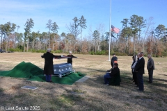 Last-Salute-military-funeral-guard-69