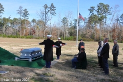 Last-Salute-military-funeral-guard-70