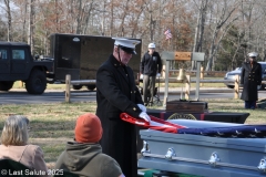 Last-Salute-military-funeral-guard-79