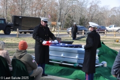 Last-Salute-military-funeral-guard-82