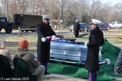 Last-Salute-military-funeral-guard-83
