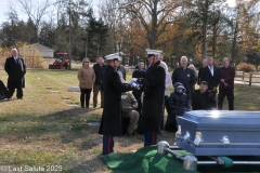 Last-Salute-military-funeral-guard-87