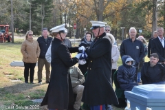 Last-Salute-military-funeral-guard-89