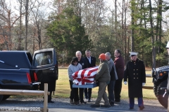 Last-Salute-military-funeral-guard-9