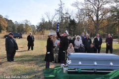 Last-Salute-military-funeral-guard-99
