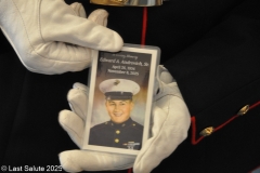 Last-Salute-military-funeral-guard-14