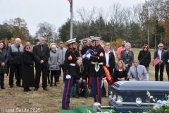 Last-Salute-military-funeral-guard-190