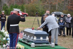 Last-Salute-military-funeral-guard-234