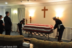 Last-Salute-military-funeral-guard-39