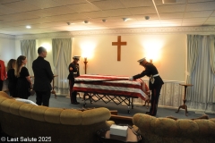 Last-Salute-military-funeral-guard-44