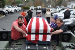 Last-Salute-military-funeral-guard-58