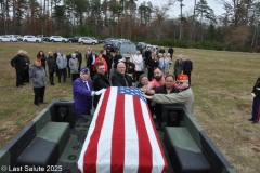 Last-Salute-military-funeral-guard-77