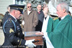 Last-Salute-military-funeral-honor-guard-50
