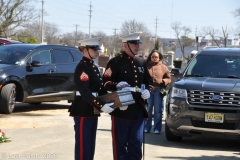 Last-Salute-military-funeral-guard-14