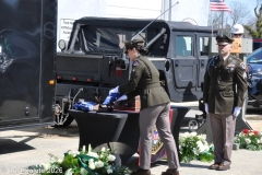 Last-Salute-military-funeral-guard-57