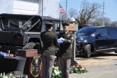 Last-Salute-military-funeral-guard-58