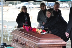 Last-Salute-military-funeral-guard-150