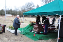 Last-Salute-military-funeral-guard-19