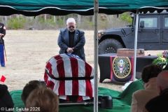 Last-Salute-military-funeral-guard-32