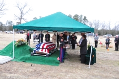 Last-Salute-military-funeral-guard-44