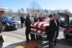 Last-Salute-military-funeral-guard-14