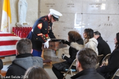 Last-Salute-military-funeral-guard-44