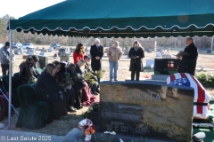 Last-Salute-military-funeral-guard-10