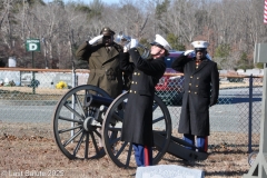 Last-Salute-military-funeral-guard-58