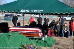 Last-Salute-military-funeral-guard-60