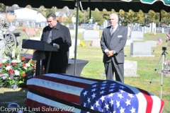 Last-Salute-military-funeral-honor-guard-32
