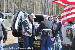 Last-Salute-military-funeral-honor-guard-18