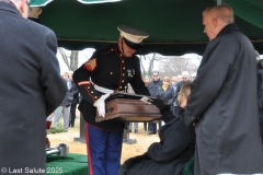 Last-Salute-military-funeral-guard-101