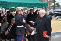 Last-Salute-military-funeral-guard-107