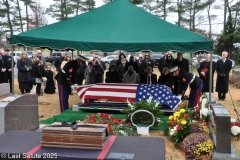 Last-Salute-military-funeral-guard-138
