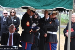 Last-Salute-military-funeral-guard-160