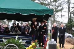 Last-Salute-military-funeral-guard-164