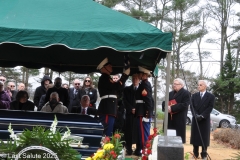 Last-Salute-military-funeral-guard-165